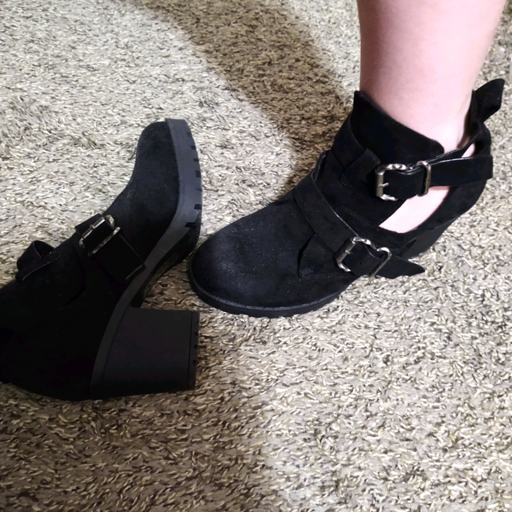 Shoes .  Fit 1/2 size bigger